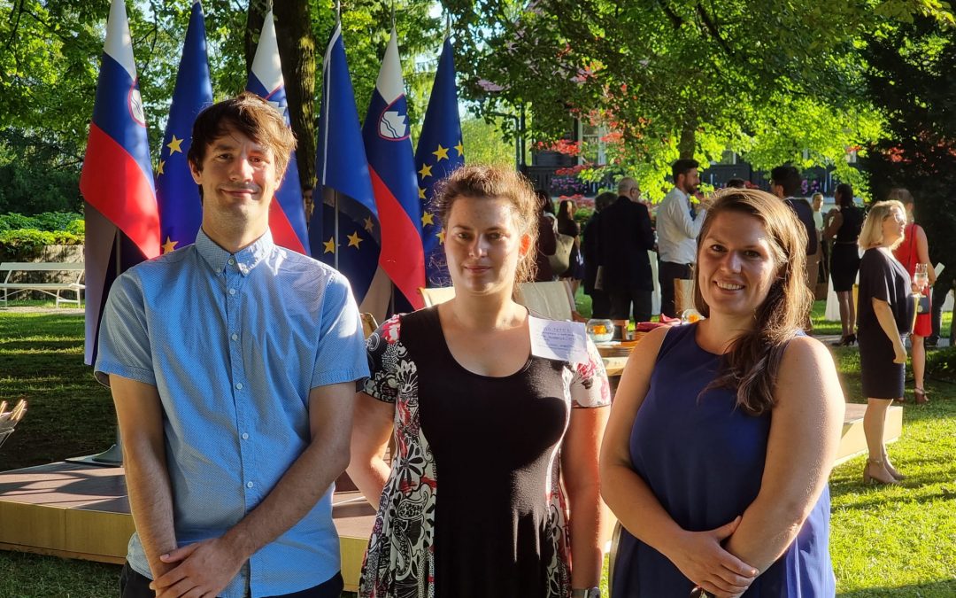 Prihodnost Slovenije skozi oči mladih v tujini in doma – julij 2021